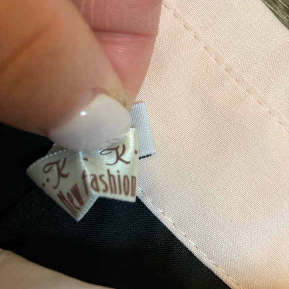 Button Front Long Sleeve Blouse - Picture 7 of 12